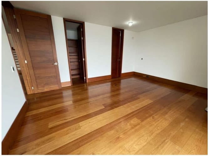 Casa de 3 alcobas en venta en El Poblado, Envigado, 540 m² · foto 7 de 22