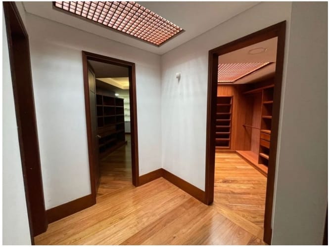 Casa de 3 alcobas en venta en El Poblado, Envigado, 540 m² · foto 12 de 22