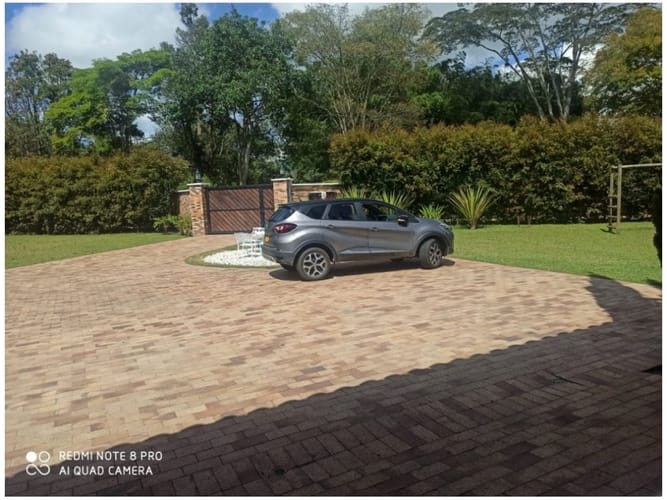 Finca en venta en Llano Grande, Rionegro, 2800 m² · foto 2 de 21