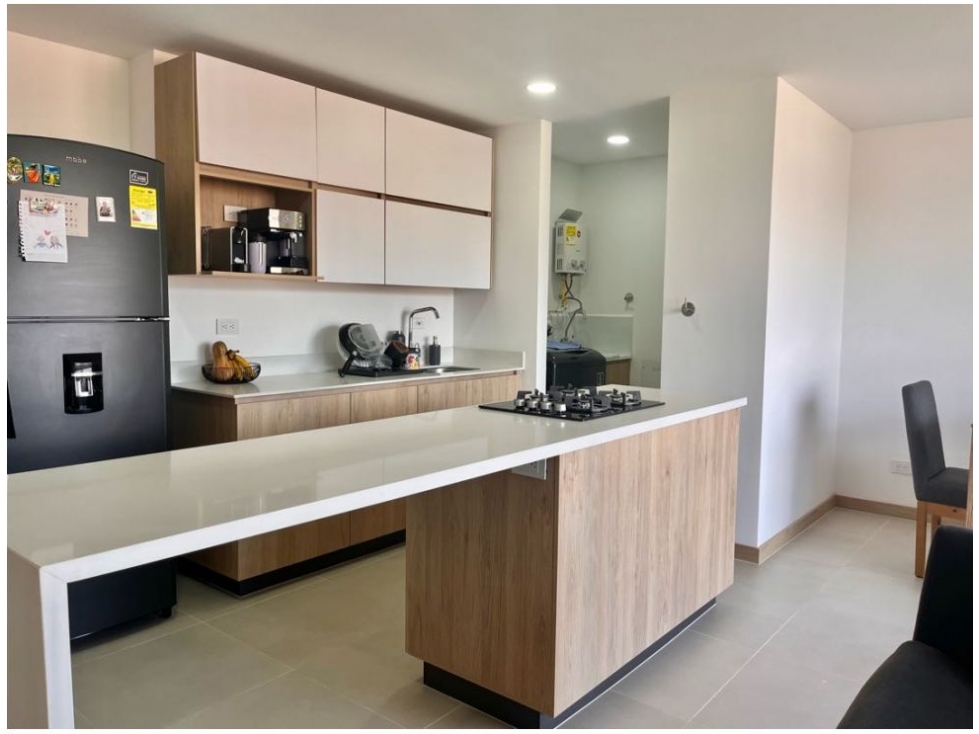 Apartamento en venta en Loma Linda, Envigado · foto 3 de 16