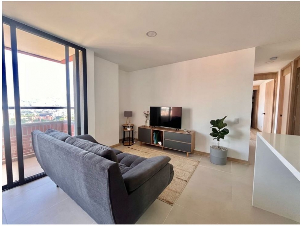 Apartamento en venta en Loma Linda, Envigado · foto 6 de 16