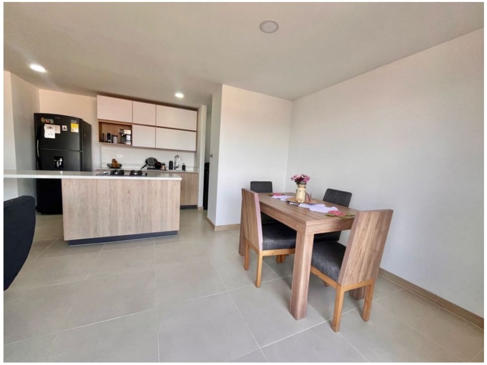 Apartamento en venta en Loma Linda, Envigado · foto 8 de 16