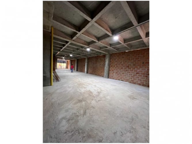 Bodega en venta en Trinidad, Medellín, 672 m² · foto 4 de 12