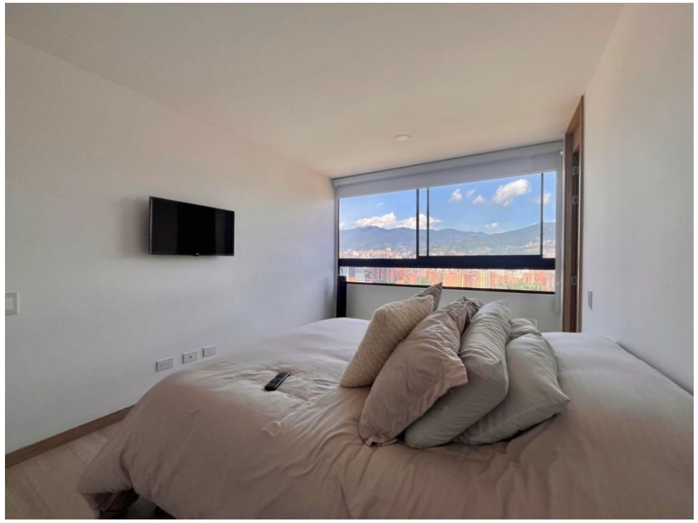 Apartamento en venta en Loma Linda, Envigado · foto 10 de 16
