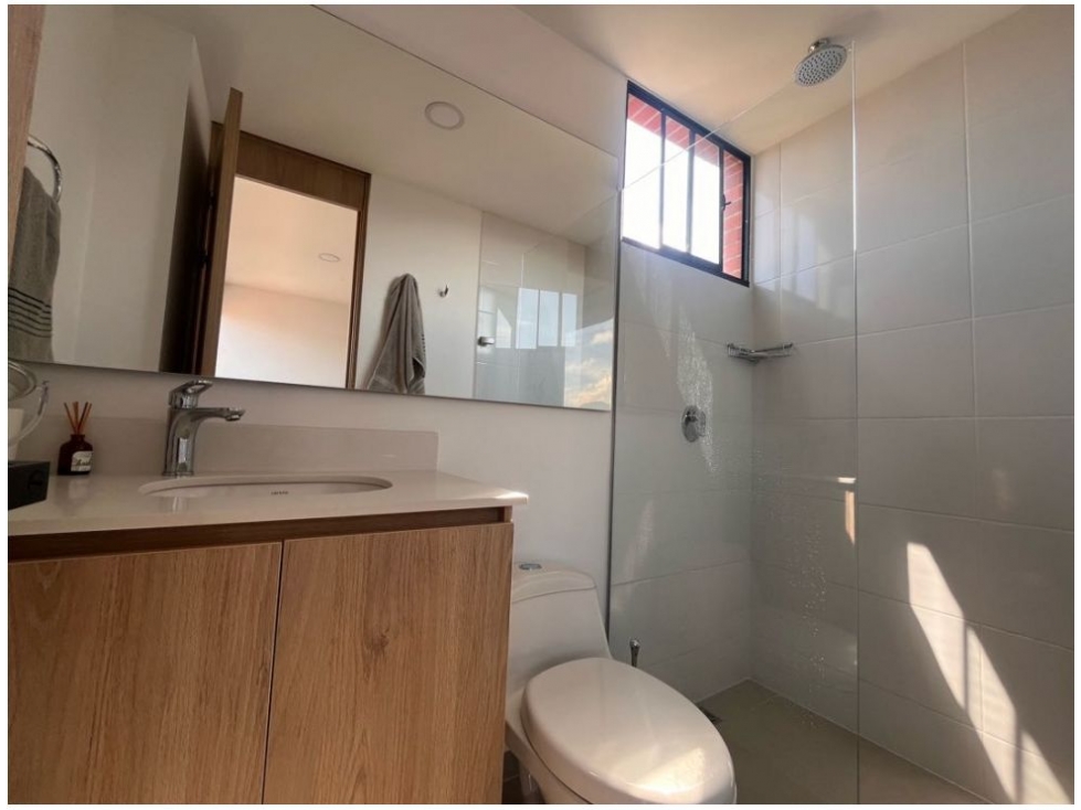 Apartamento en venta en Loma Linda, Envigado · foto 14 de 16