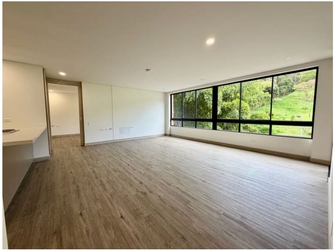 Apartamento en venta en Escobero, Envigado · foto 2 de 18