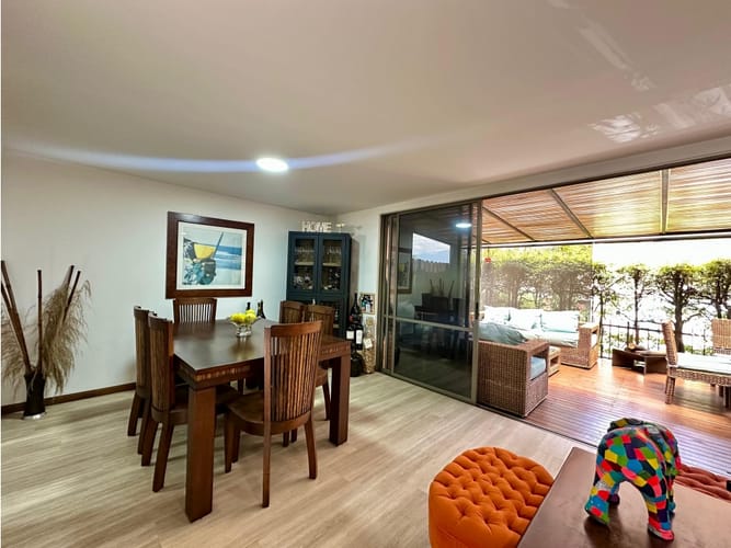 Casa de 3 alcobas en venta en Loma Benedictinos, Envigado, 174 m² · foto 7 de 15
