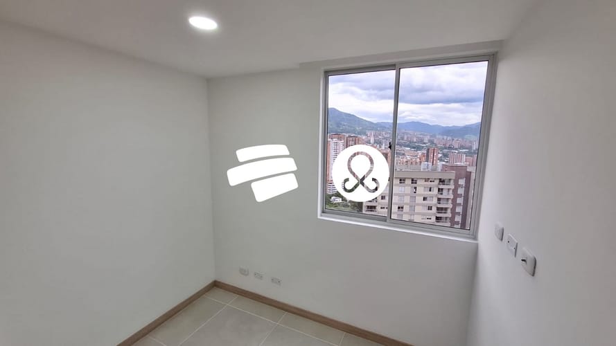 Apartamento de 2 alcobas en venta en Entreamigos, Sabaneta, 70 m² · foto 5 de 18