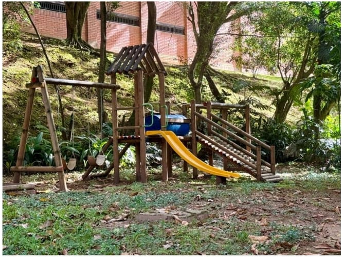 Apartamento de 3 alcobas en venta en Los Balsos, Medellín, 232 m² · foto 11 de 24