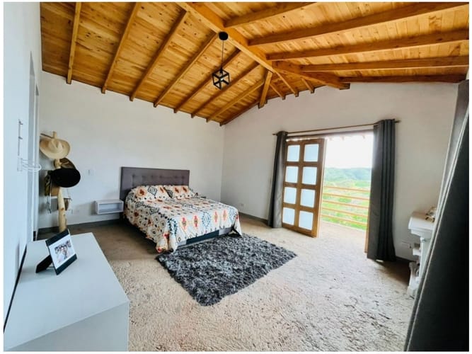 Finca en venta en Compa�Ia Abajo, Medellín, 5200 m² · foto 8 de 18