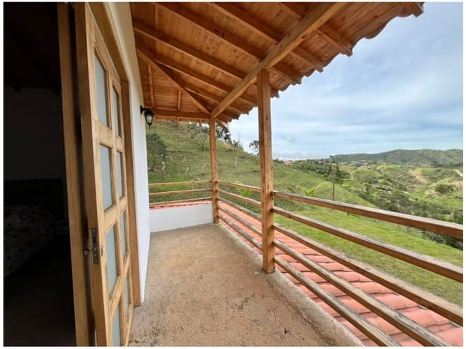 Finca en venta en Compa�Ia Abajo, Medellín, 5200 m² · foto 10 de 18
