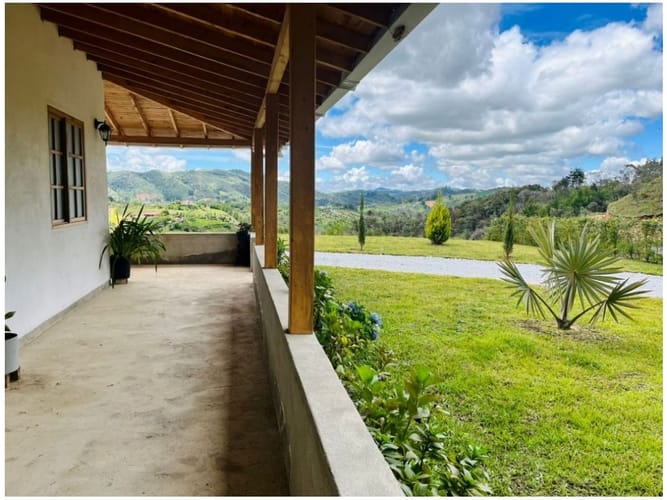 Finca en venta en Compa�Ia Abajo, Medellín, 5200 m² · foto 15 de 18