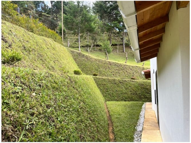 Finca en venta en Compa�Ia Abajo, Medellín, 5200 m² · foto 16 de 18