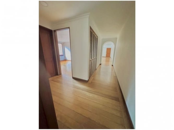 Apartamento de 3 alcobas en venta en Los Balsos, Medellín, 232 m² · foto 24 de 24