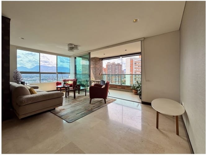 Apartamento de 3 alcobas en venta en Santa María De Los Ángeles, Medellín, 150 m² · foto 3 de 22