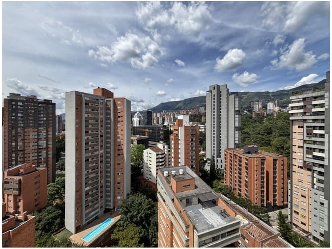 Apartamento de 3 alcobas en venta en Santa María De Los Ángeles, Medellín, 150 m² · foto 5 de 22