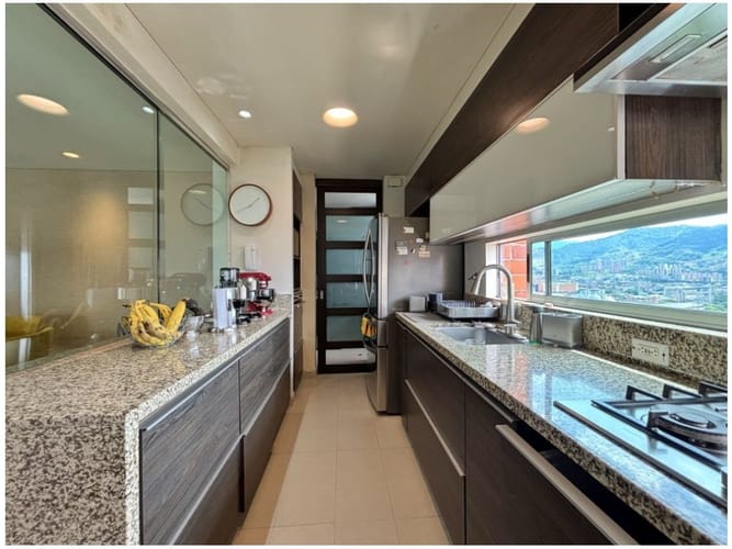 Apartamento de 3 alcobas en venta en Santa María De Los Ángeles, Medellín, 150 m² · foto 8 de 22