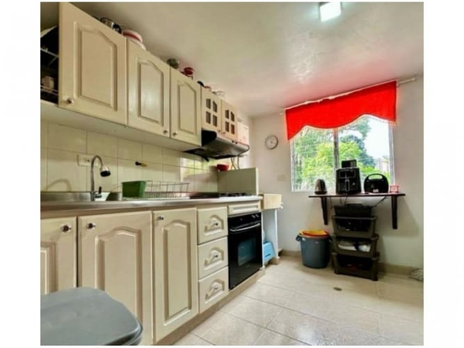 Casa de 3 alcobas en venta en Santa Catalina, La Estrella, 113 m² · foto 4 de 18