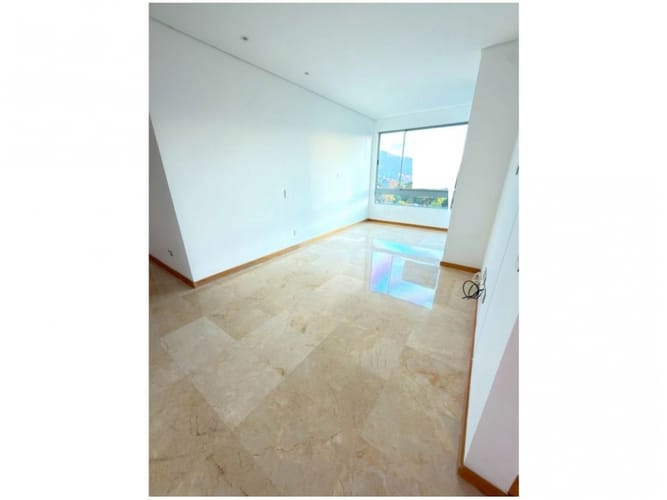 Apartamento de 3 alcobas en venta en El Poblado, Medellín, 245 m² · foto 7 de 20
