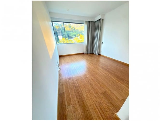 Apartamento de 3 alcobas en venta en El Poblado, Medellín, 245 m² · foto 11 de 20