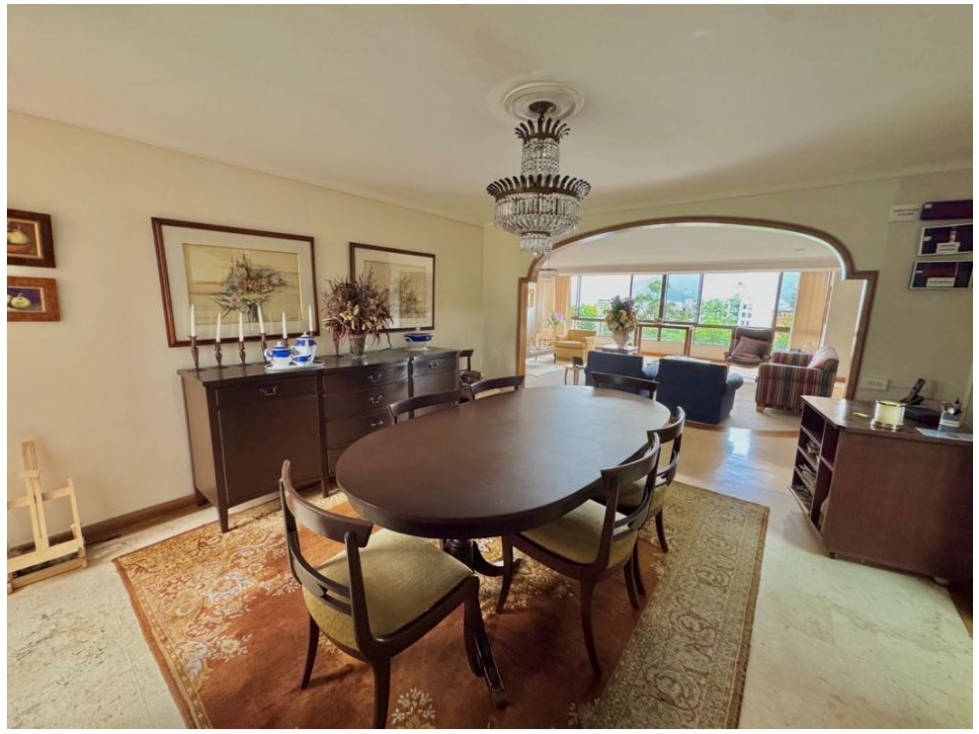 Apartamento en venta en El Poblado, Medellín · foto 8 de 24