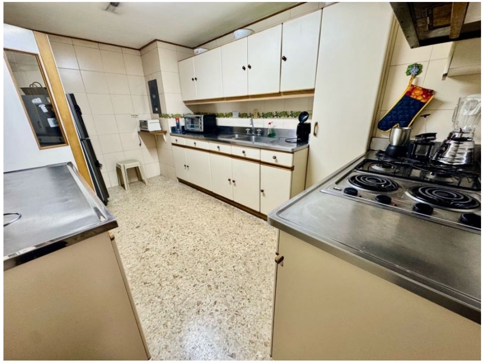 Apartamento en venta en El Poblado, Medellín · foto 9 de 24