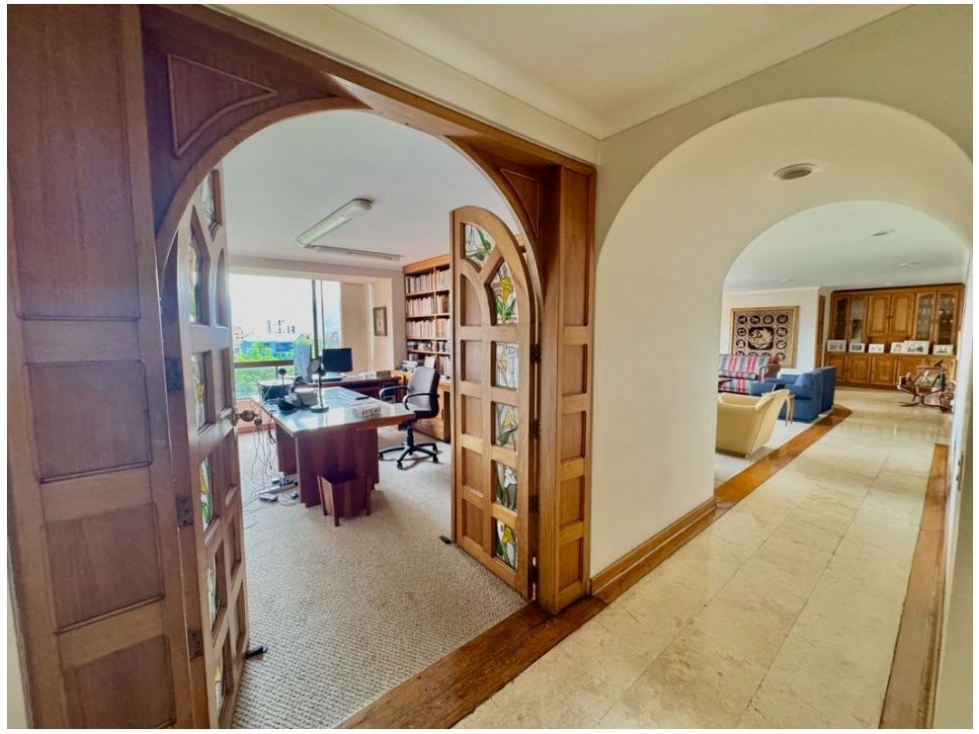 Apartamento en venta en El Poblado, Medellín · foto 10 de 24
