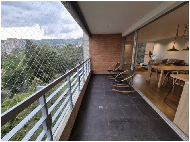 Apartamento de 3 alcobas en venta en Las Lomas, Medellín, 168 m² · foto 11 de 24