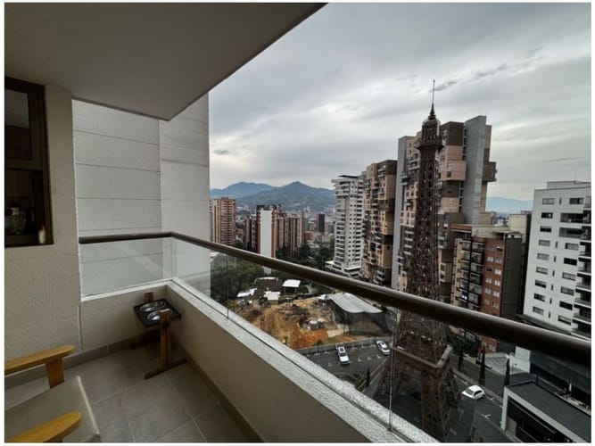 Apartamento de 3 alcobas en venta en Los Alcazares, Sabaneta, 85 m² · foto 5 de 24