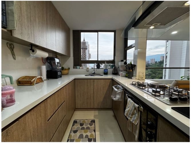 Apartamento de 3 alcobas en venta en Los Alcazares, Sabaneta, 85 m² · foto 9 de 24