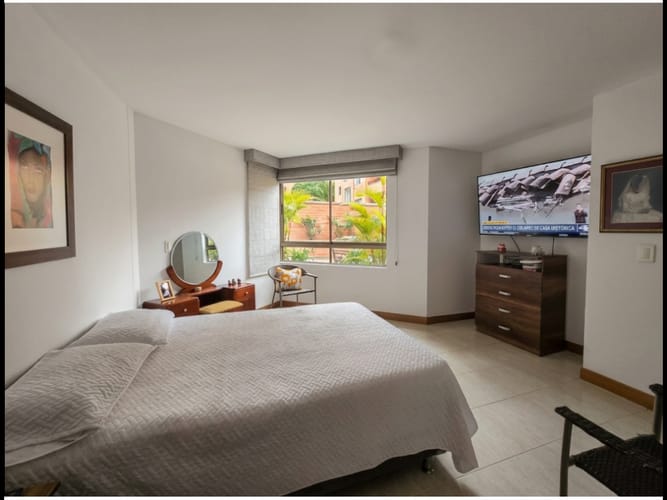 Apartamento en venta en El Poblado, Medellín · foto 10 de 17
