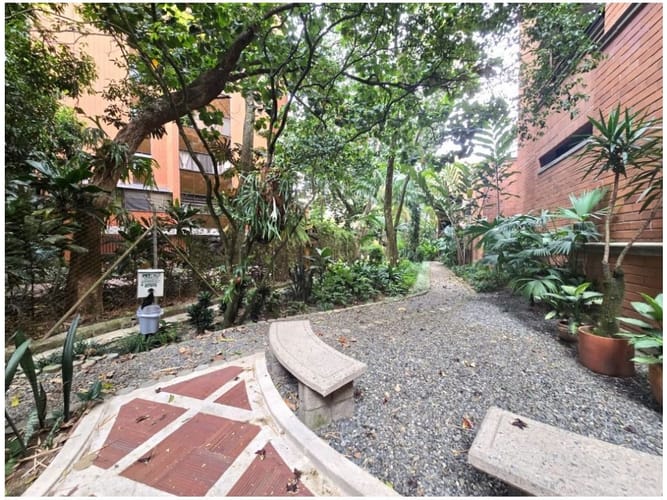 Apartamento en venta en El Poblado, Medellín · foto 15 de 17