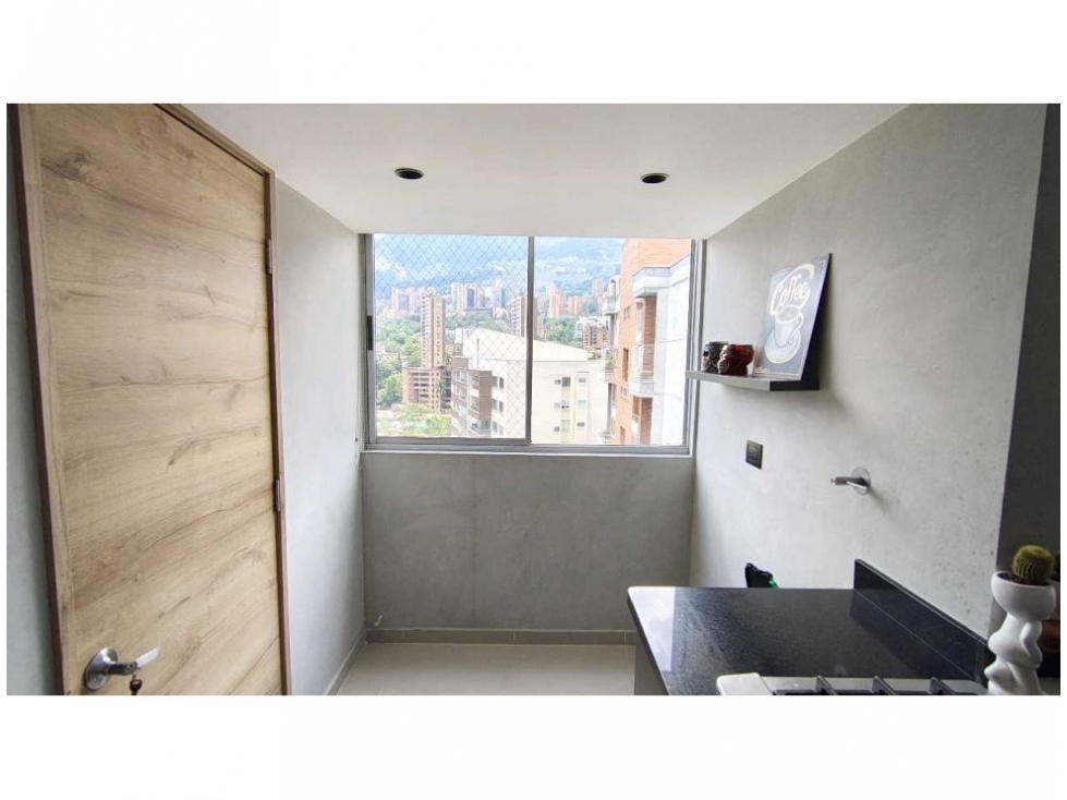 Apartamento en venta en El Poblado, Medellín · foto 7 de 24
