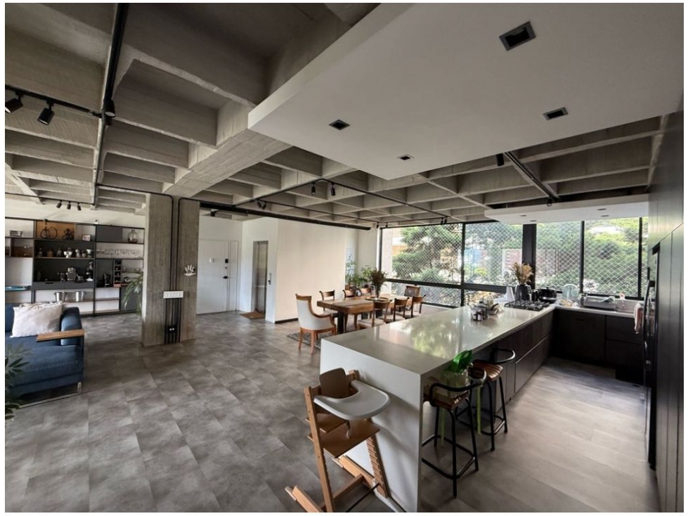 Apartamento en venta en El Poblado, Medellín · foto 4 de 16