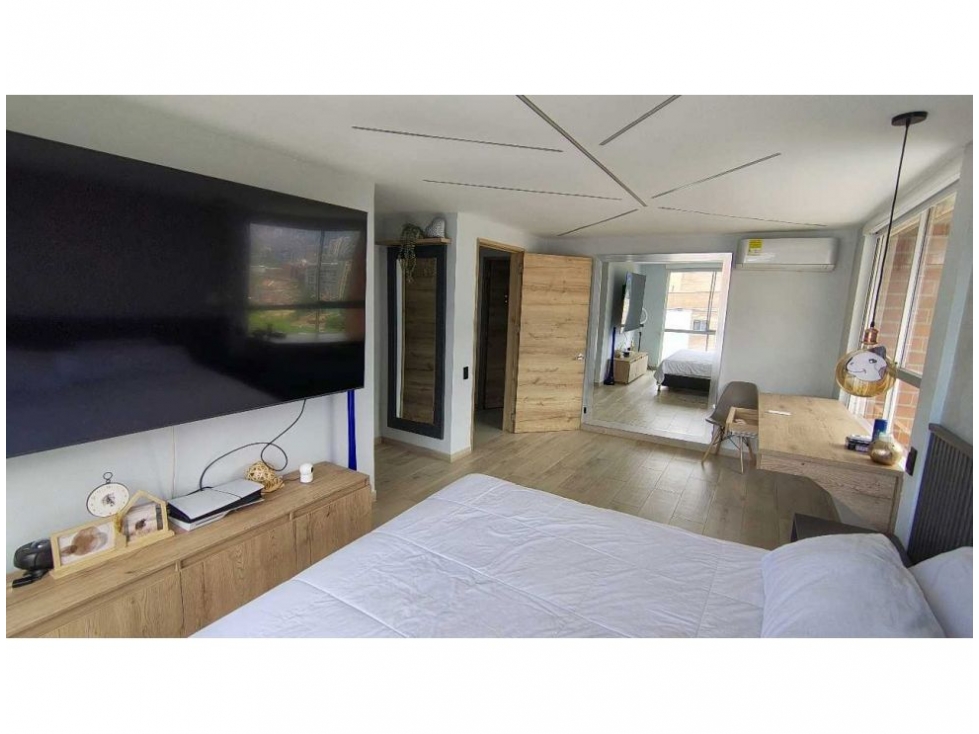 Apartamento en venta en El Poblado, Medellín · foto 17 de 24