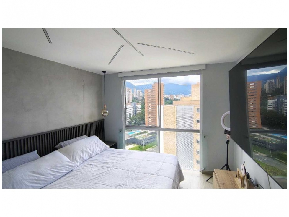 Apartamento en venta en El Poblado, Medellín · foto 18 de 24