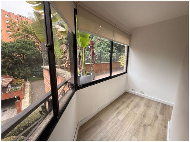 Apartamento de 2 alcobas en venta en El Poblado, Medellín, 138 m² · foto 10 de 18