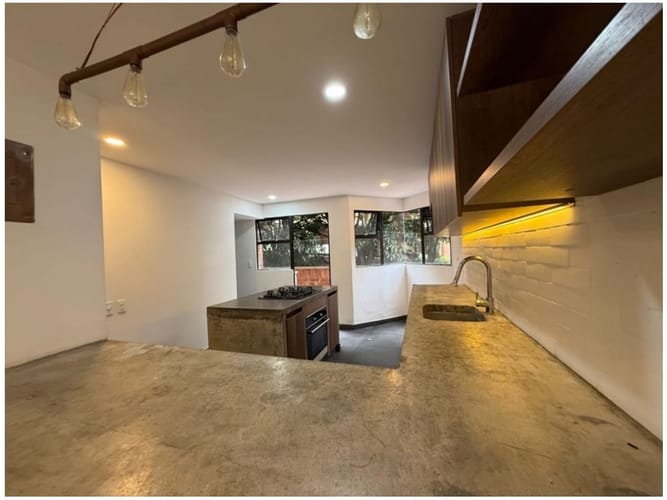 Apartamento de 2 alcobas en venta en El Poblado, Medellín, 138 m² · foto 11 de 18