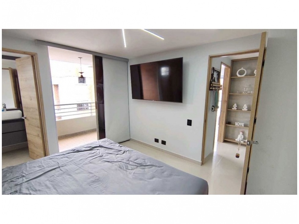 Apartamento en venta en El Poblado, Medellín · foto 22 de 24