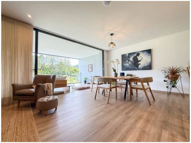 Apartamento de 2 alcobas en venta en Gualanday, Rionegro, 127 m² · foto 2 de 17