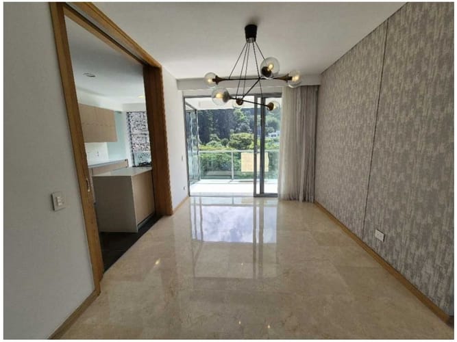 Apartamento de 3 alcobas en venta en Los Balsos, Medellín, 245 m² · foto 9 de 24