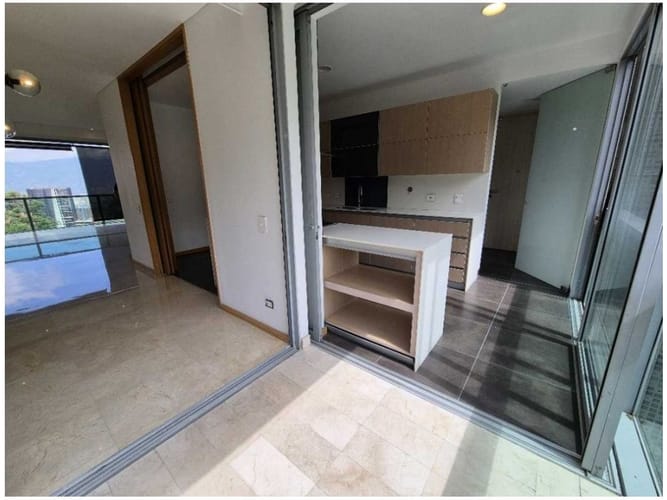 Apartamento de 3 alcobas en venta en Los Balsos, Medellín, 245 m² · foto 14 de 24