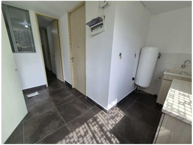 Apartamento de 3 alcobas en venta en Los Balsos, Medellín, 245 m² · foto 18 de 24