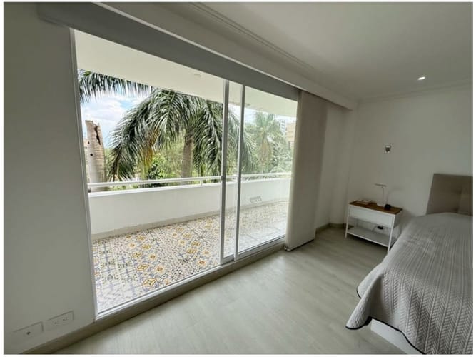 Apartamento de 3 alcobas en venta en El Poblado, Medellín, 149 m² · foto 7 de 18