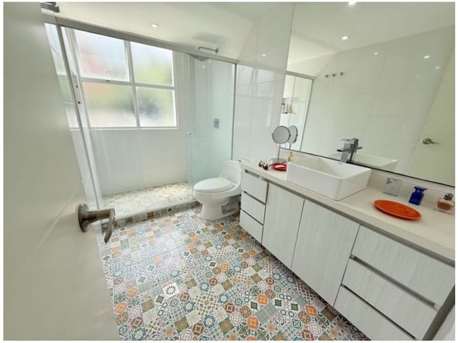 Apartamento de 3 alcobas en venta en El Poblado, Medellín, 149 m² · foto 9 de 18