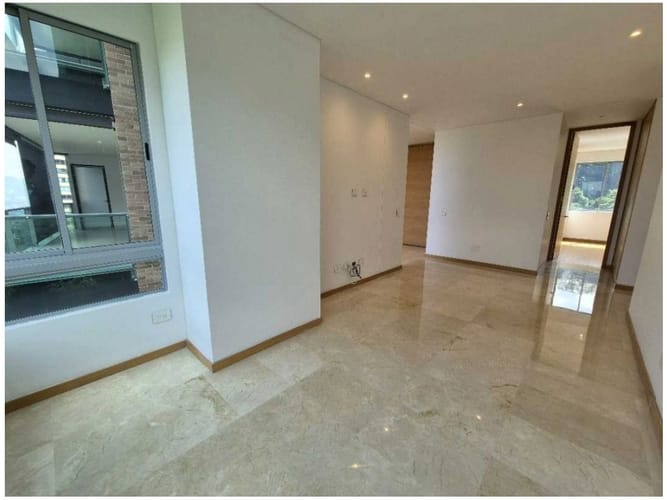 Apartamento de 3 alcobas en venta en Los Balsos, Medellín, 245 m² · foto 22 de 24