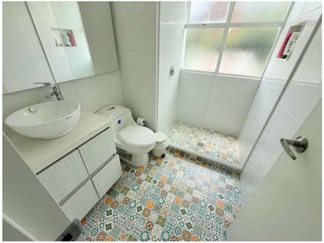Apartamento de 3 alcobas en venta en El Poblado, Medellín, 149 m² · foto 11 de 18