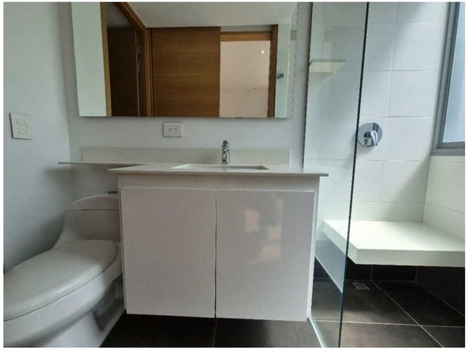 Apartamento de 3 alcobas en venta en Los Balsos, Medellín, 245 m² · foto 24 de 24