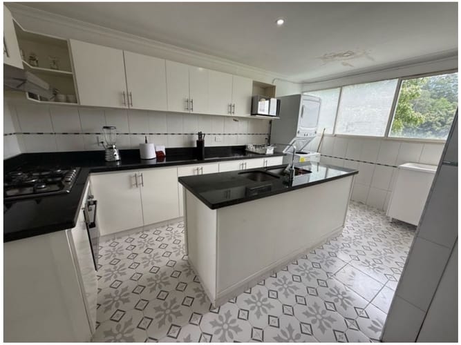 Apartamento de 3 alcobas en venta en El Poblado, Medellín, 149 m² · foto 13 de 18
