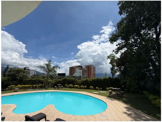 Apartamento de 3 alcobas en venta en El Poblado, Medellín, 149 m² · foto 15 de 18